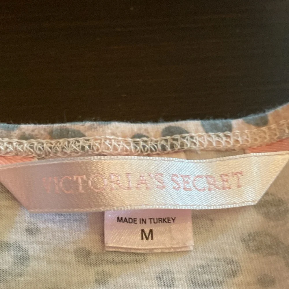 Victoria's Secret Pink and Gray Leopard Print nightgown. Size M. 100% cotton.